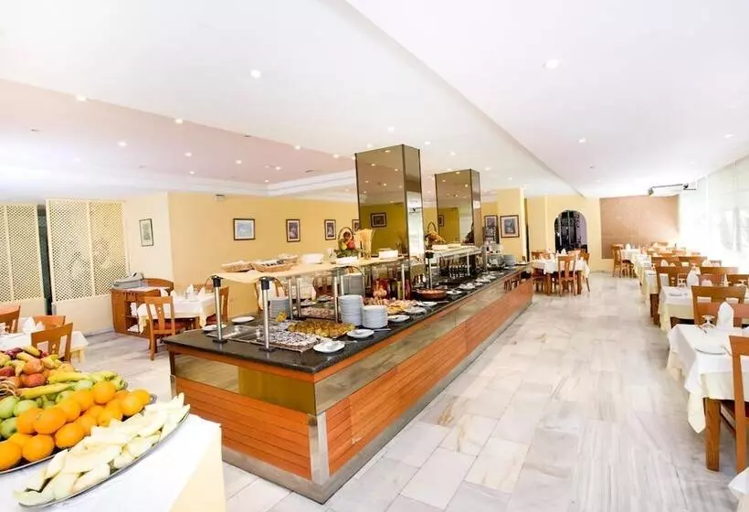 فندق Monarque El Rodeo