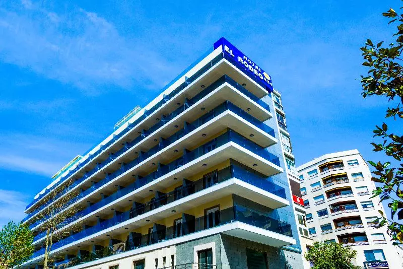 فندق Monarque El Rodeo