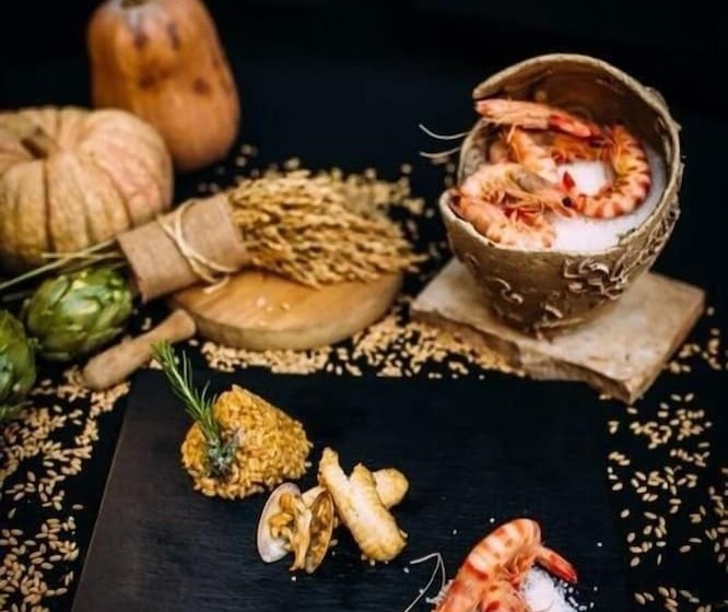 هتل Restaurant Llansola