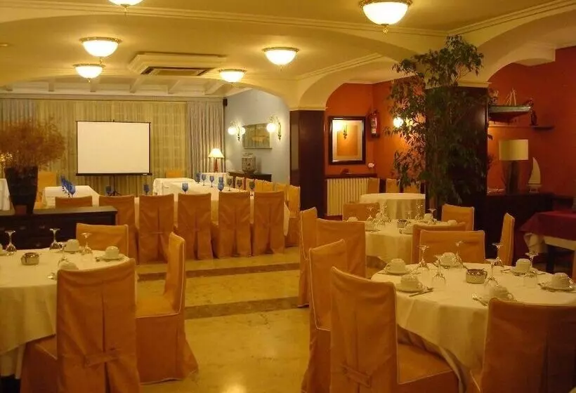 בית מלון כפרי Restaurant Llansola