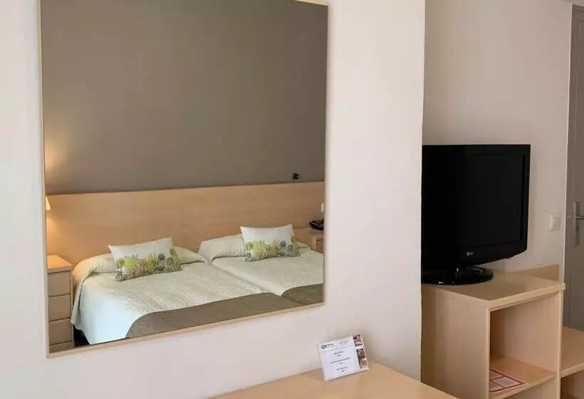 בית מלון כפרי Restaurant Llansola