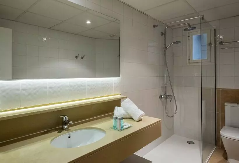 هتل Rosamar & Spa 4s