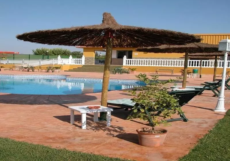 Otel Torre De Los Guzmanes