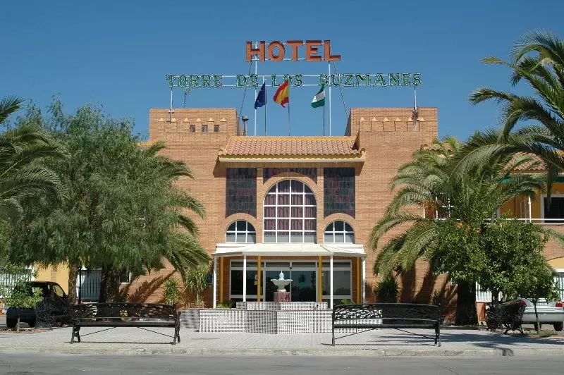 Otel Torre De Los Guzmanes