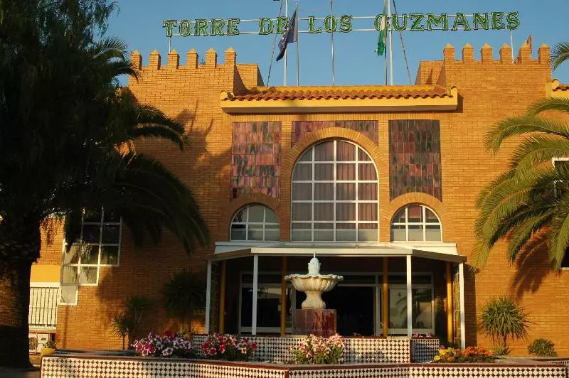 Otel Torre De Los Guzmanes