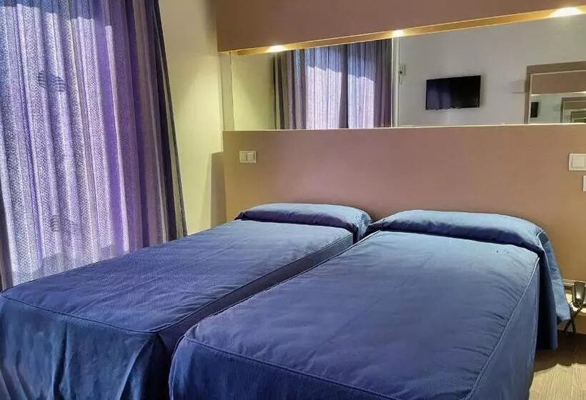 Отель Villamarina Club