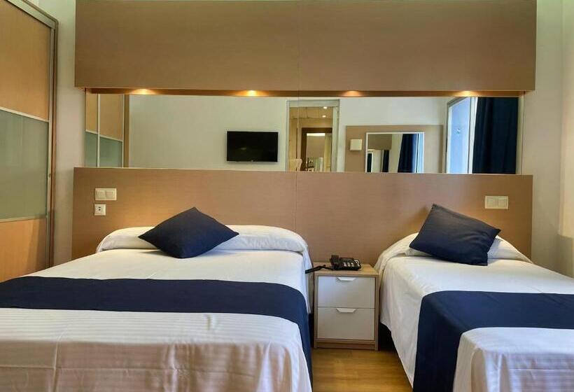 هتل Villamarina Club