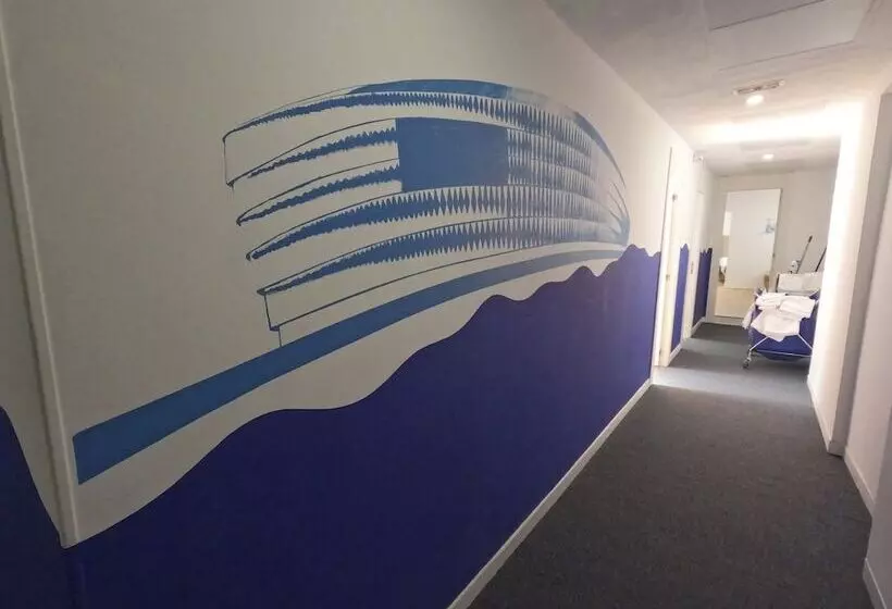 פונדק Casual Gurea