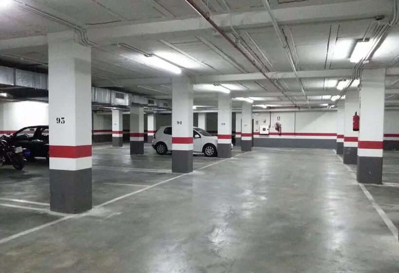 مسافرخانه Le Petit Paris