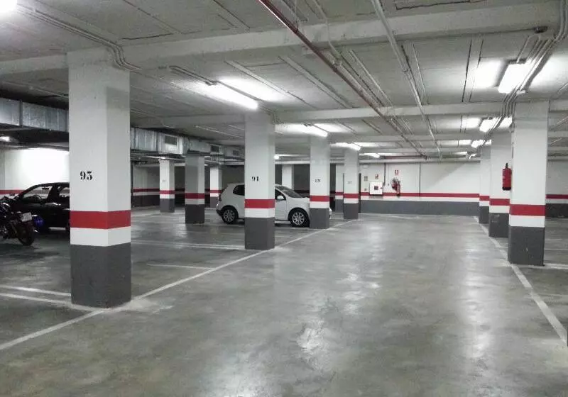 مسافرخانه Le Petit Paris