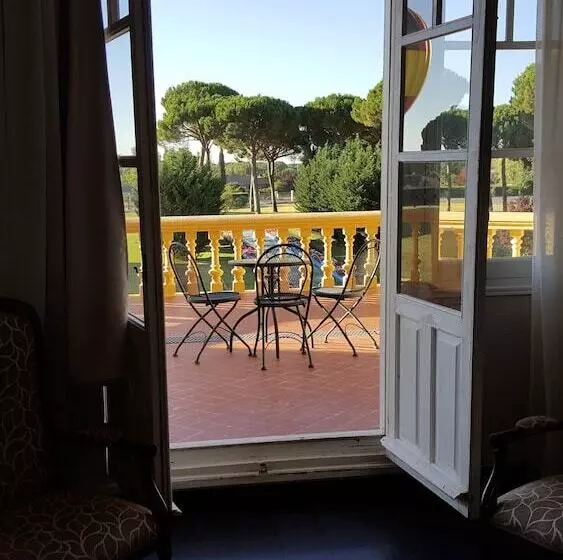 ホテル Balneario Palacio De Las Salinas