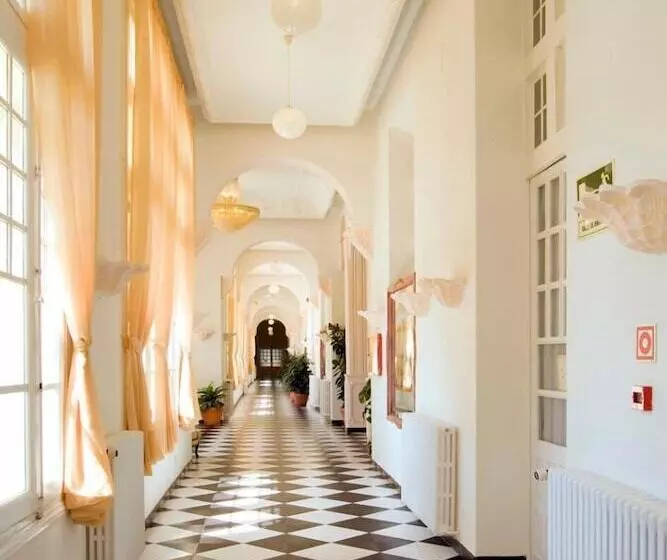 ホテル Balneario Palacio De Las Salinas