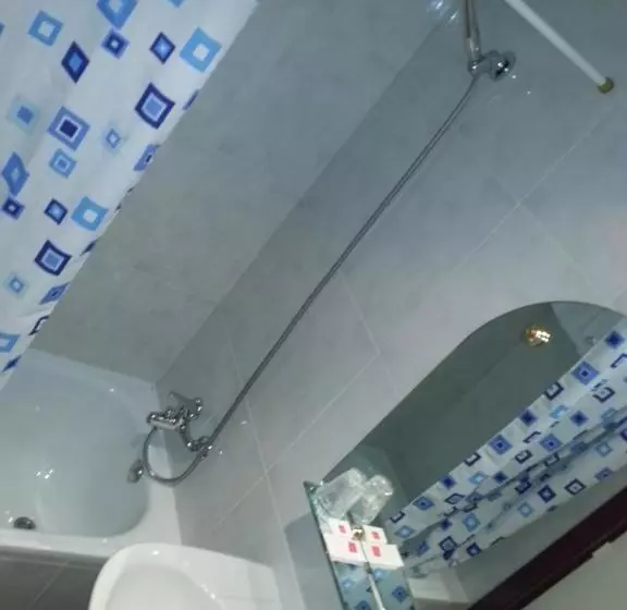 Отель Hostal Arenal