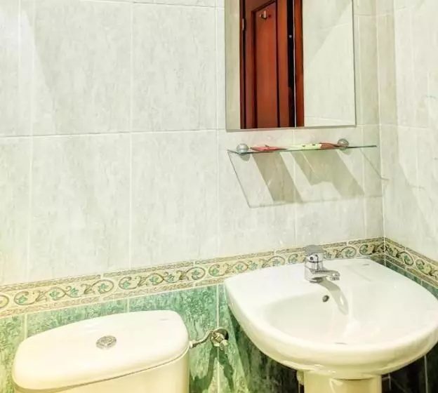 فندق Hostal Juan Bravo