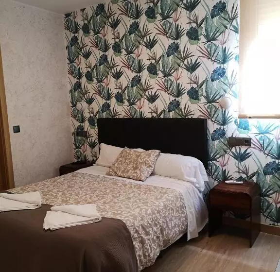 فندق Hostal Juan Bravo