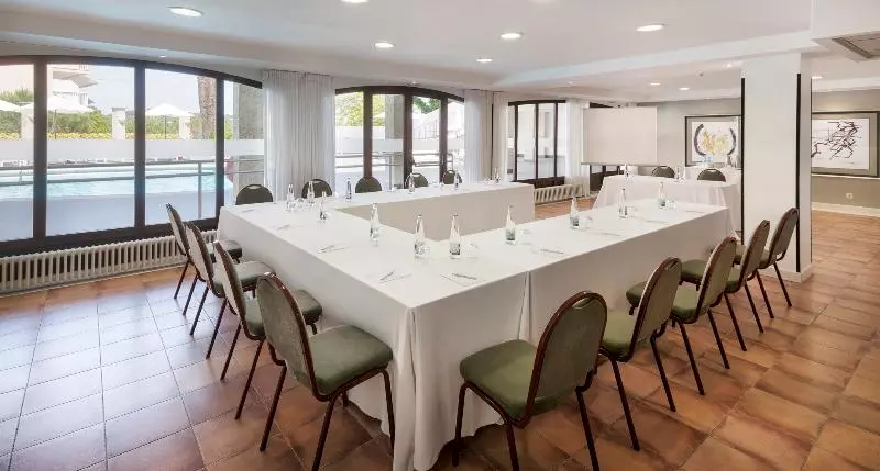 Hotel Ilunion Caleta Park