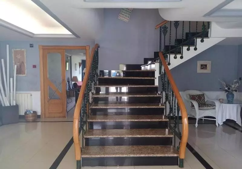 簡易ホテル Pineda Playa