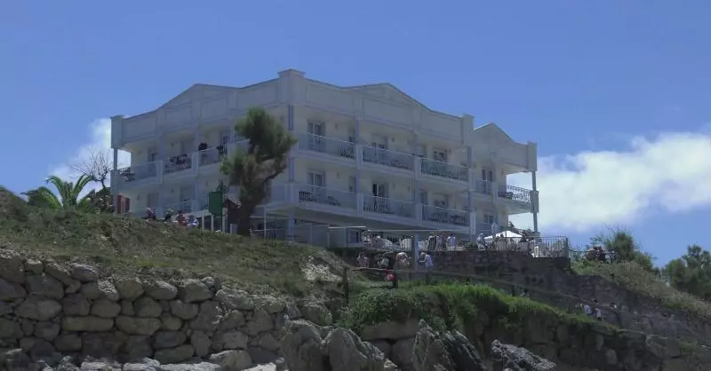 簡易ホテル Pineda Playa