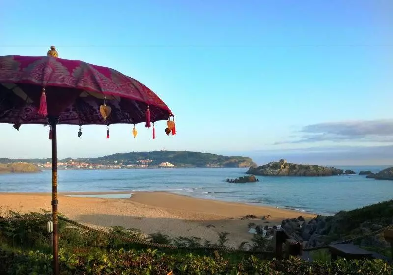 簡易ホテル Pineda Playa