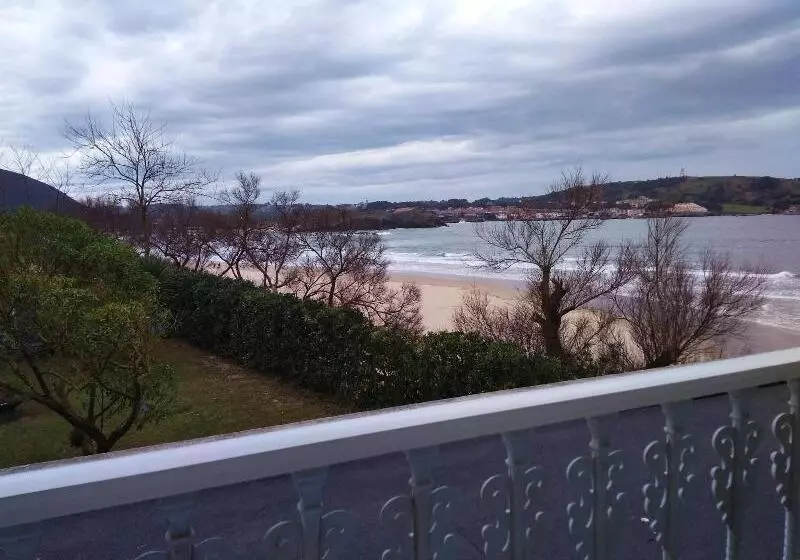 簡易ホテル Pineda Playa