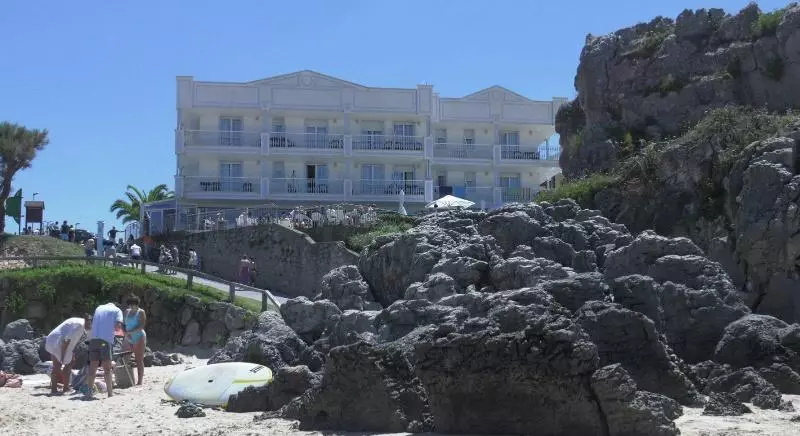 簡易ホテル Pineda Playa