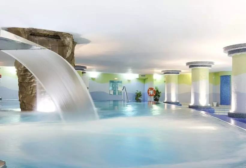 호텔 Bull Escorial & Spa