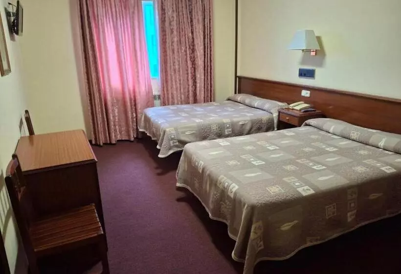 호텔 Capital De Galicia