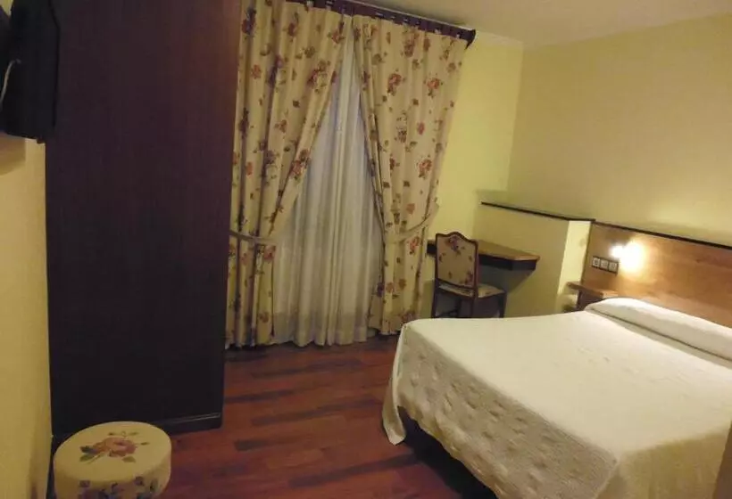 فندق Cruceiro Do Monte