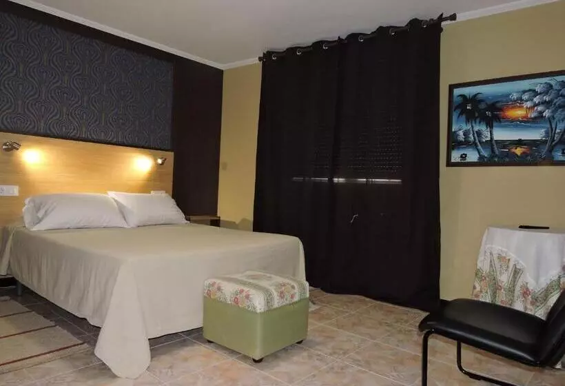 فندق Cruceiro Do Monte