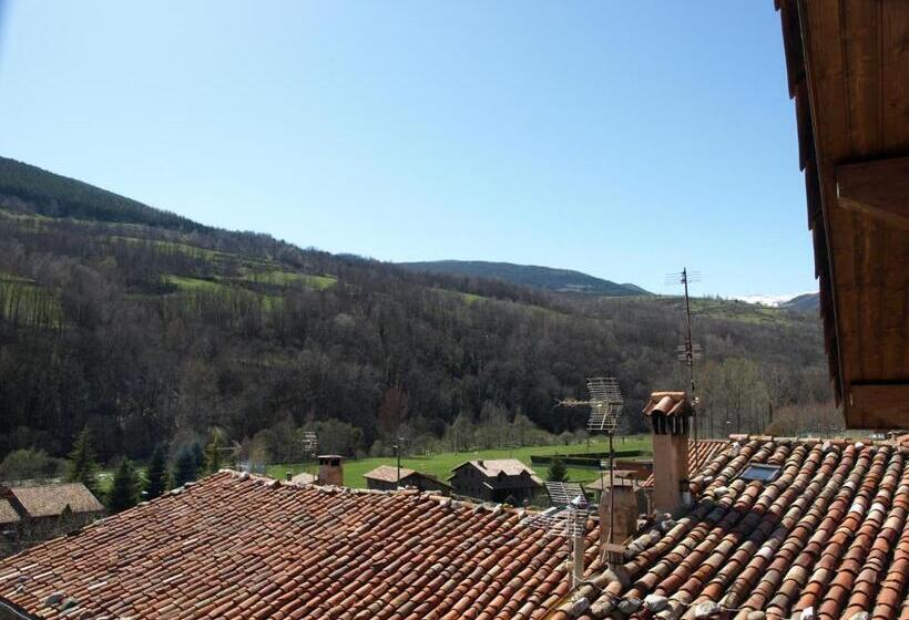 فندق Hostal Cal Mestre