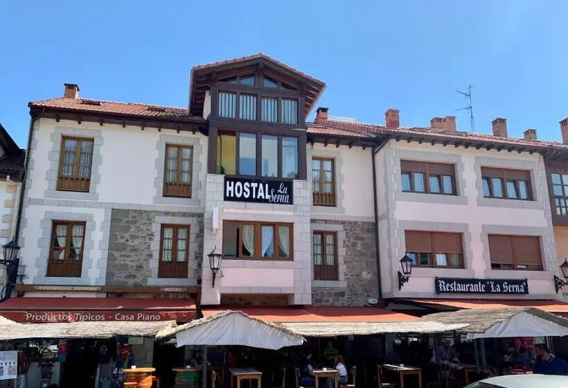 Отель Hostal La Serna