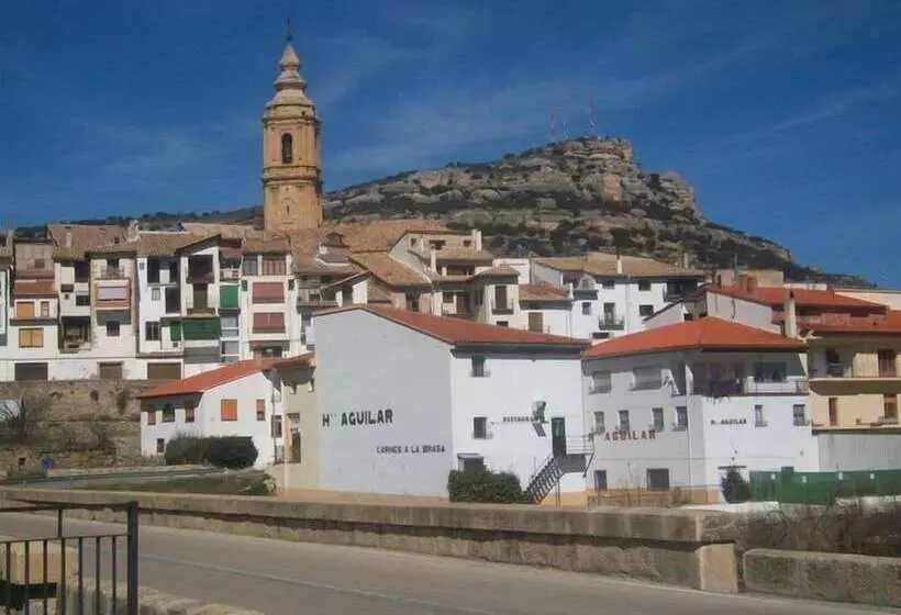 호텔 Hostal Restaurante Aguilar