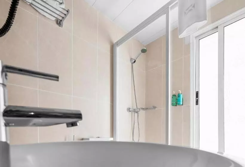 هتل Los Girasoles