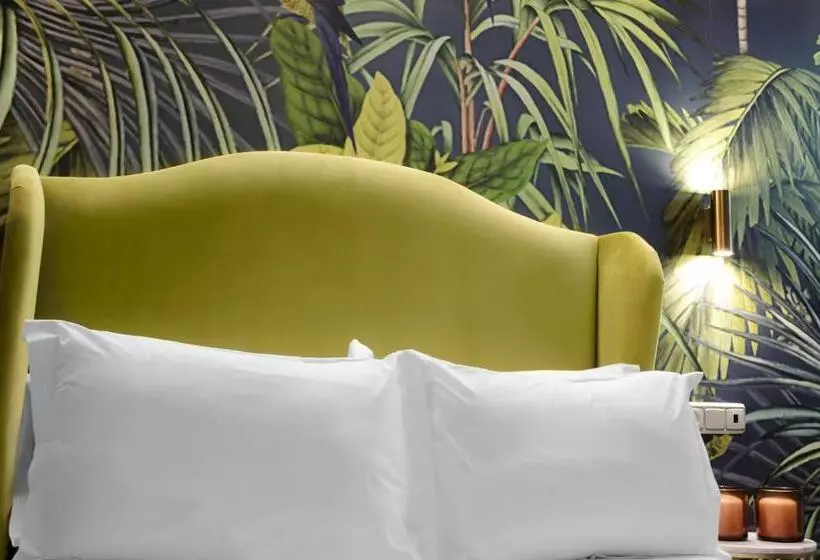 هتل Los Girasoles