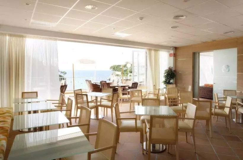 Apartamentos Cala Santanyi