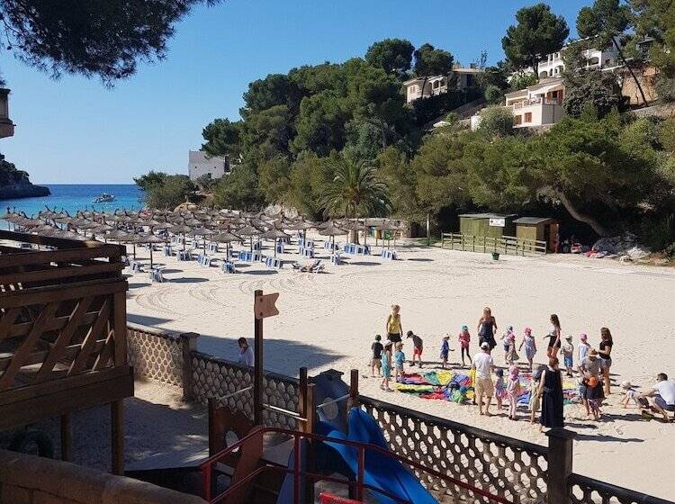 Apartamentos Cala Santanyi