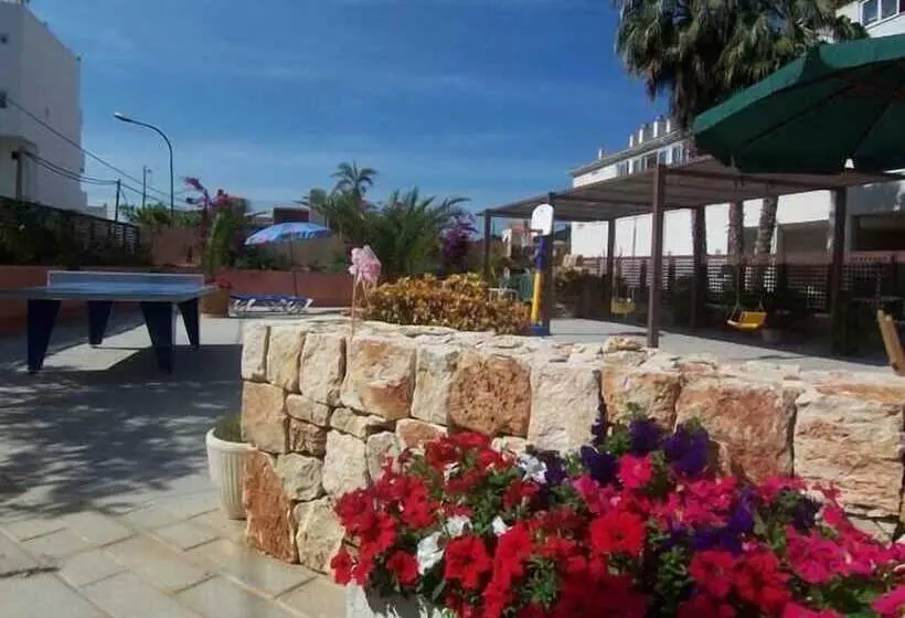 Hostal Residencia Sutimar