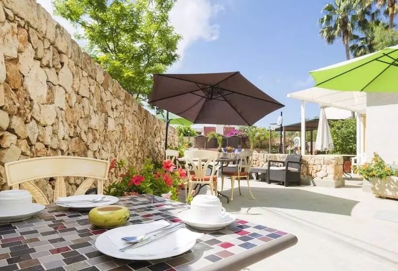 Hostal Residencia Sutimar