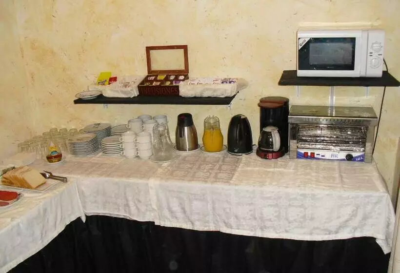 فندق Hostal Bellas