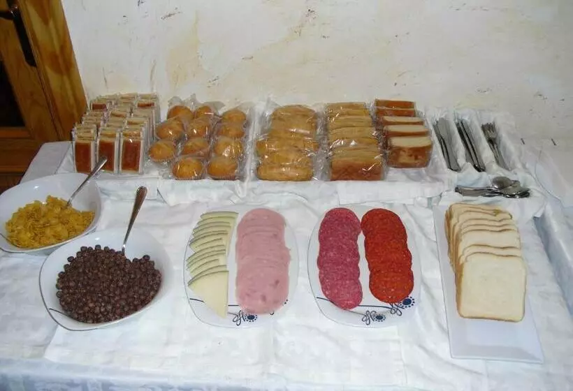 فندق Hostal Bellas