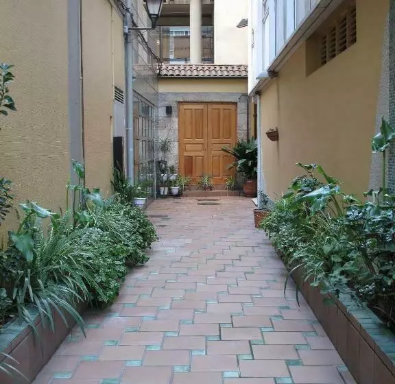 Hotel Hostal La Provinciana