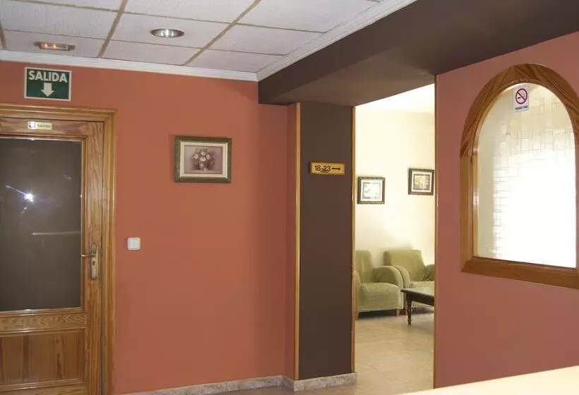 ホテル Hostal Rey Teodomiro