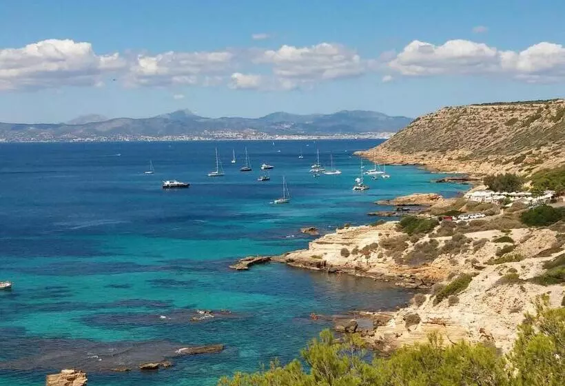 호텔 Hostal Villa Maruja