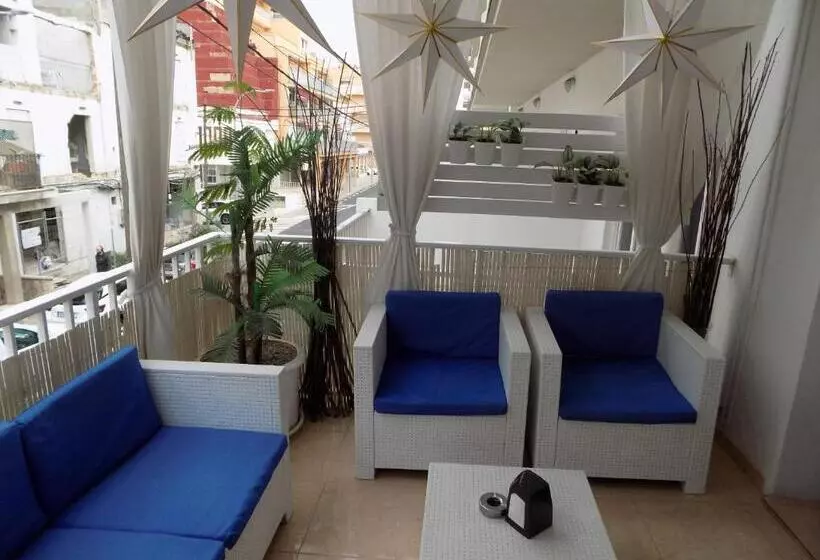 호텔 Hostal Villa Maruja