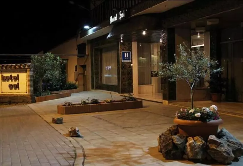 فندق Sol