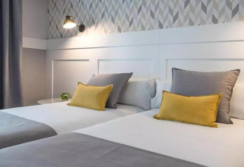 مسافرخانه Bypillow Velázquez 45