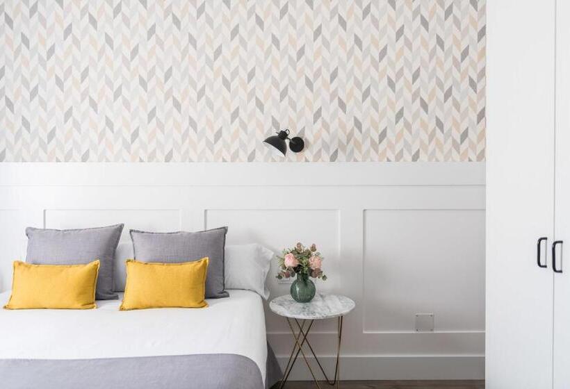 مسافرخانه Bypillow Velázquez 45