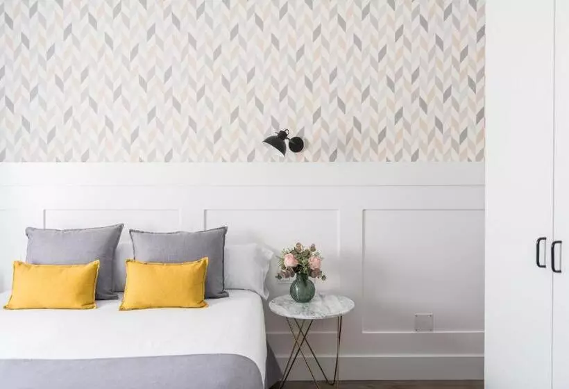 مسافرخانه Bypillow Velázquez 45