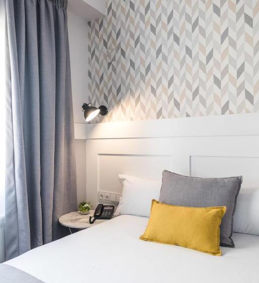 مسافرخانه Bypillow Velázquez 45