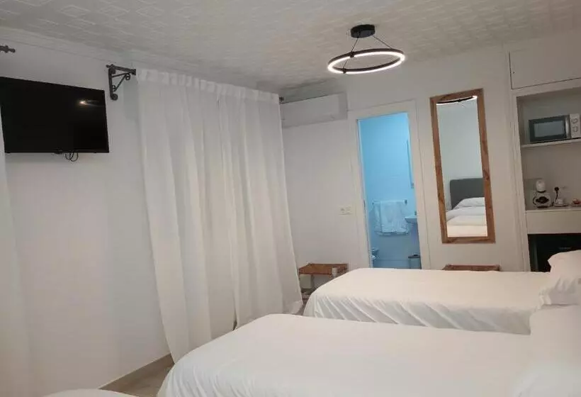 여관 Pensión Del Sol